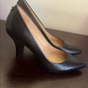 Michaels Black Heels Classic Leather Pumps